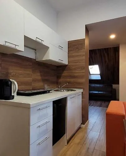 W Dawnej Lazni * Zarki