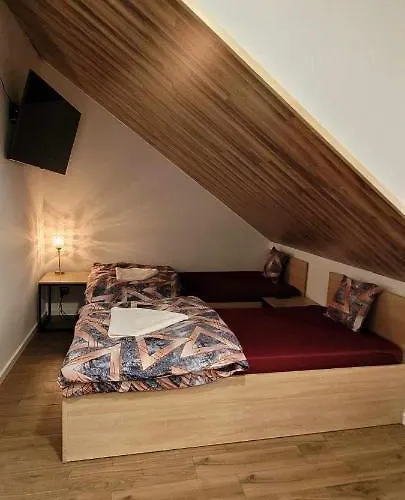 W Dawnej Lazni Zarki