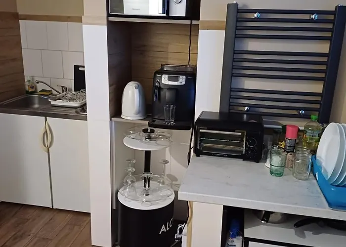 W Dawnej Lazni * Zarki